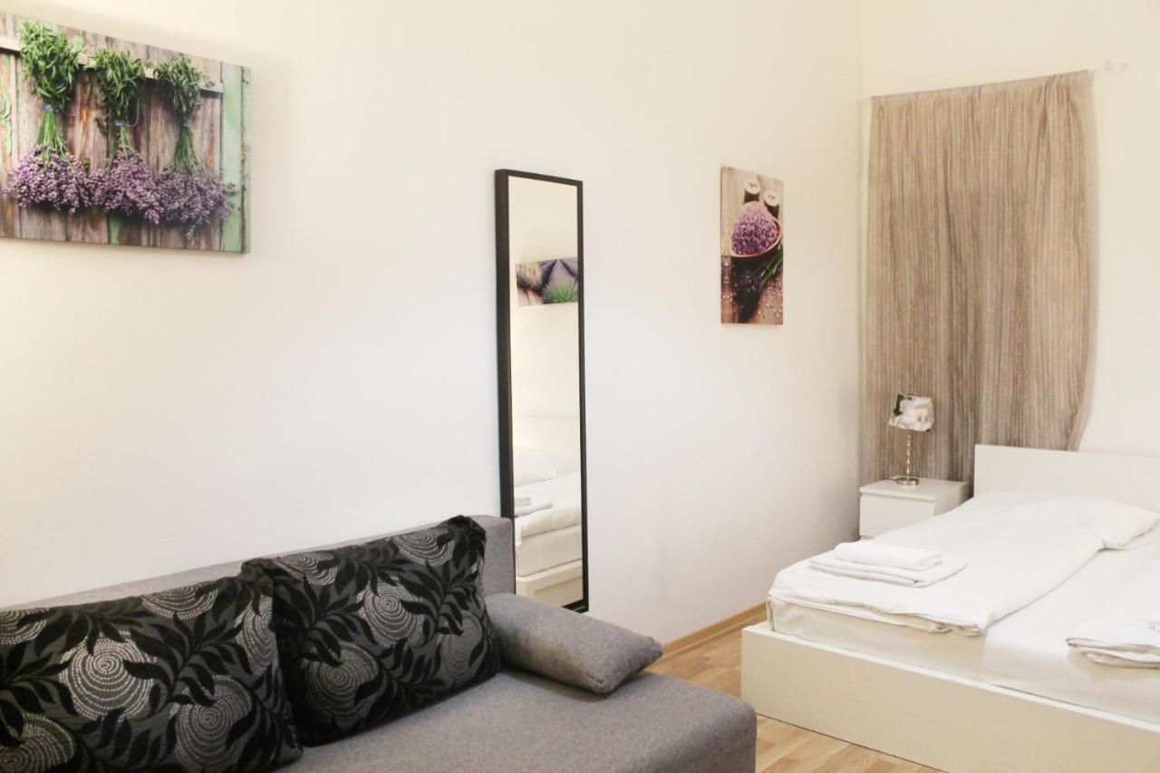 Modern Apartment Ve Smeckach 28 — Fotky 2